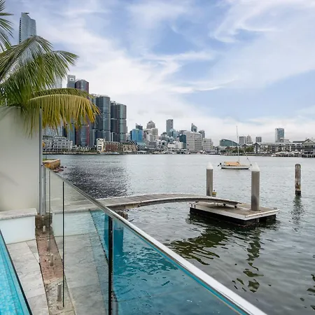 Pet Friendly Waterfront Escape In Balmain East!-3
